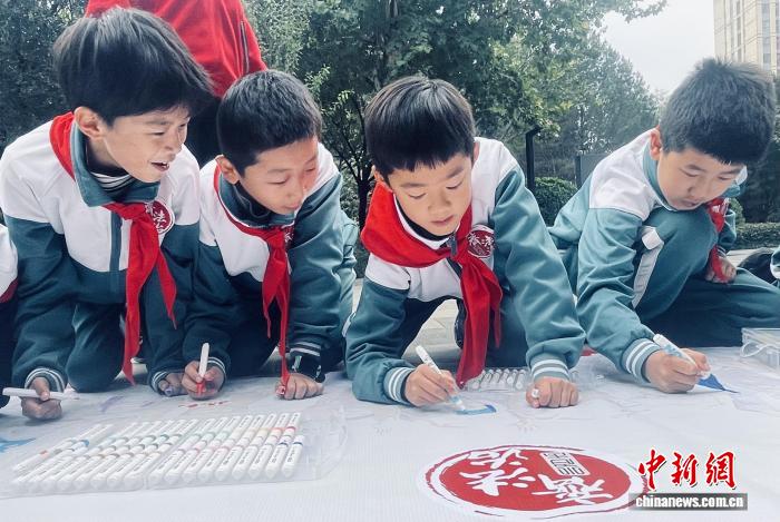 山东打造法治传播新阵地 激活公共空间“普法力”