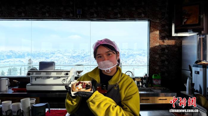 “冬窝子”里飘出咖啡香 新疆马队留住返乡人