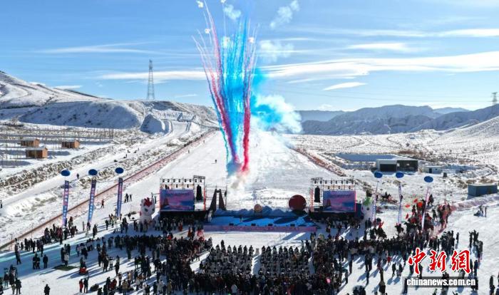 新疆乌恰县冰雪文化旅游季启幕