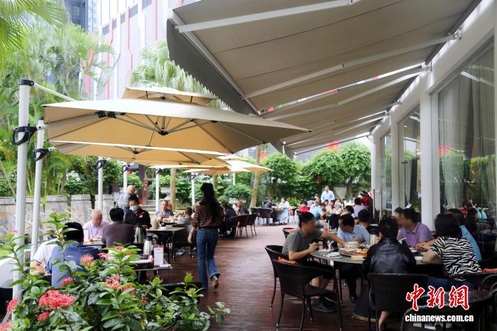 海南产经观察：当非遗“老爸茶”入驻五星级酒店