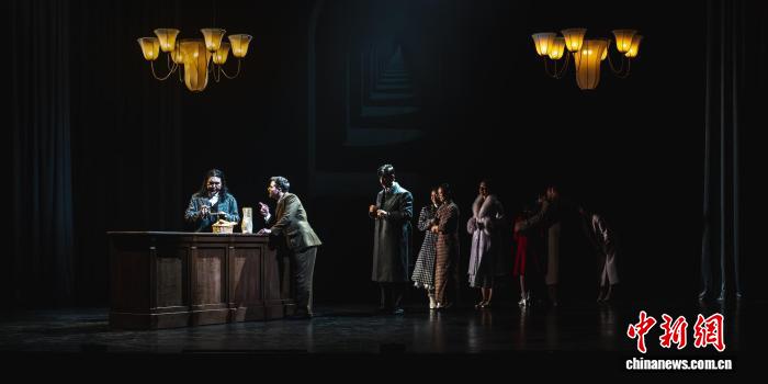 舞台剧《诺曼底公寓》在沪首演 改编自高渊同名小说