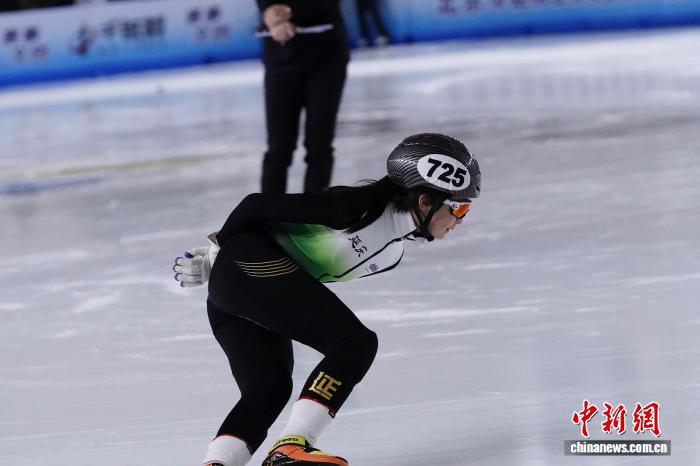 408名青少年短道速滑运动员齐聚冬奥之城 展开冰上竞速