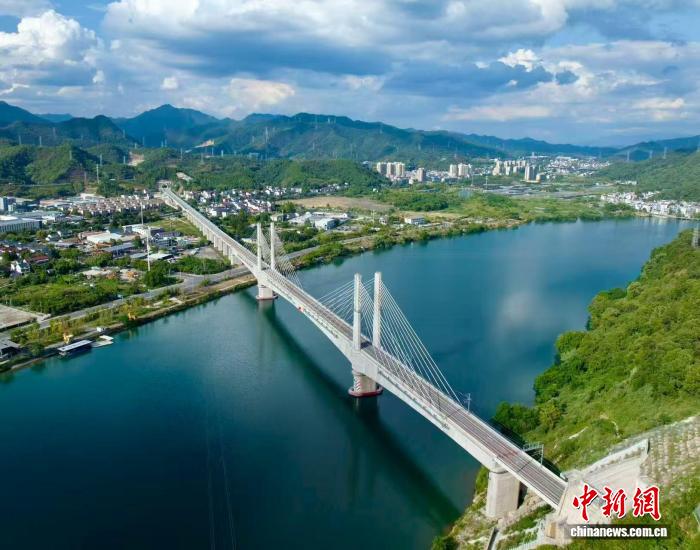 区域观察：杭衢高铁开通，有啥意义？