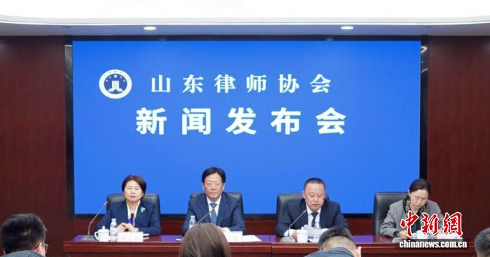 山东执业律师人数突破5.5万 五年增长75.4%