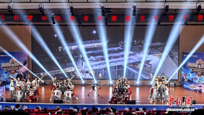 以歌传情电竞会友 长台青年文化