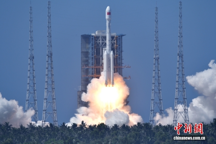 我国成功发射通信技术试验卫星二