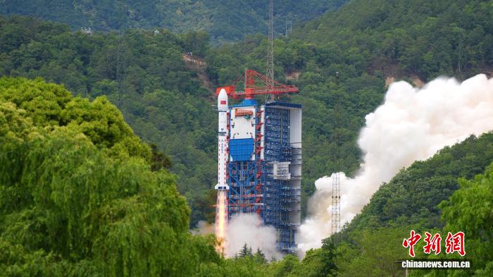 中国成功发射卫星互联网技术试验