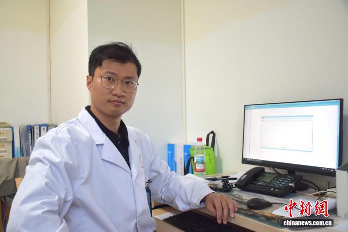 大陆打拼十五载 台青获“湖北青