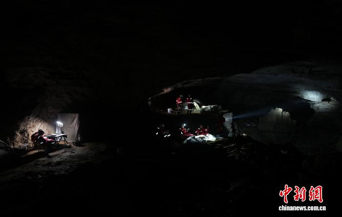 中国首次航天员洞穴训练圆满完成