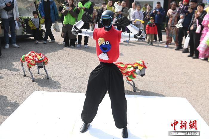 机器人“赶春忙” 租赁市场热盼技术迭代