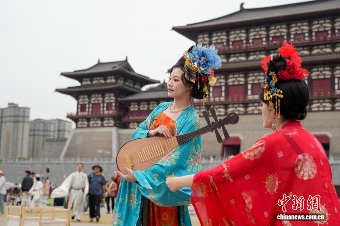 （经济观察）中国“五一”旅游热度攀升 消费潜力持续释放
