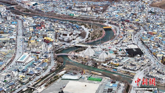 青海：“双百助企便民”精品行动激活县域经济