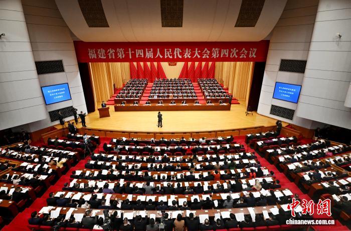 福建2025年GDP突破六万亿