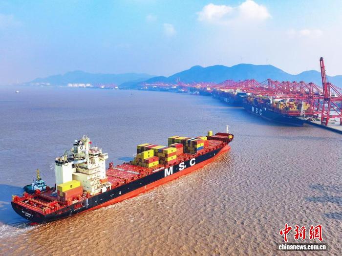 宁波舟山港开辟2026年首条新航线