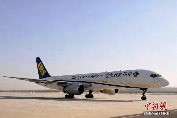 银川机场织密空中货运网 助力“宁货出塞”暖新春