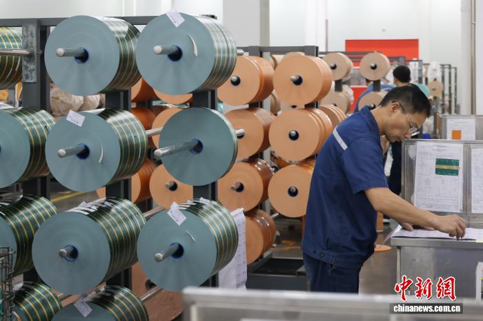 2025年中国规上工业企业利润同比增长0.6%