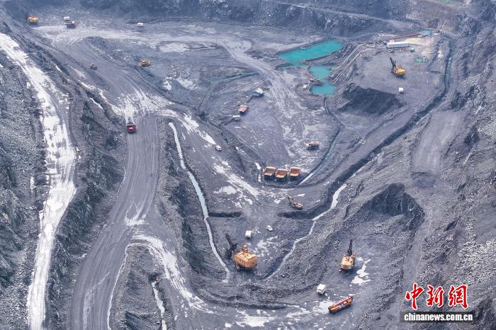 从“百里钢城”到全球高端制造枢纽：中国攀枝花的产业跃迁路