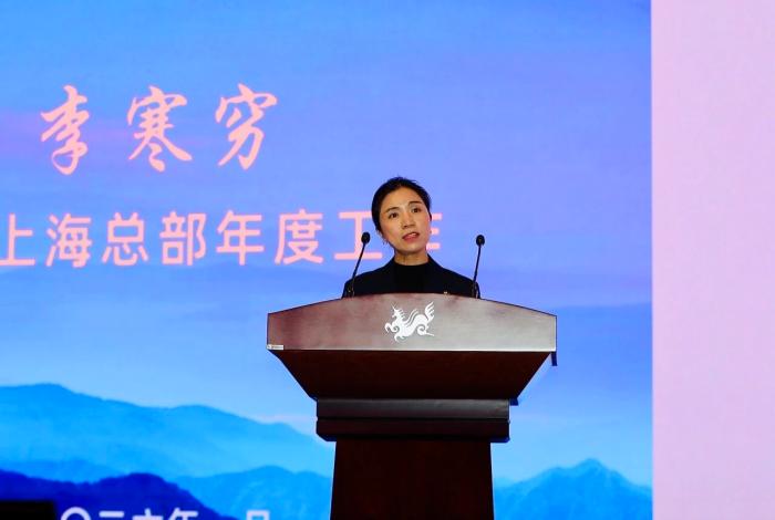 “创二代”李寒穷接班，能否带领雅戈尔重返“青春”？