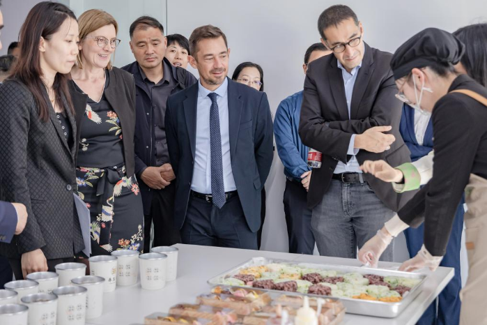 盐城市人社局：服务发展勇担当 