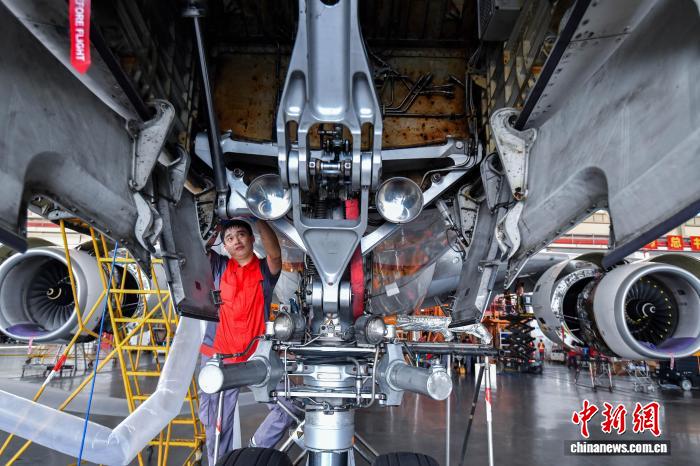 海口空港综保区维修业务进出口值