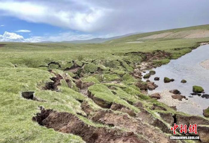中国团队领衔研究：多年冻土融化加速岩石风化可实现碳汇