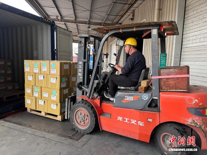 “海铁联运+B保+中欧班列”业务在浙江义乌落地