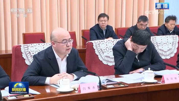 总理座谈会来了一位刚上市的CEO