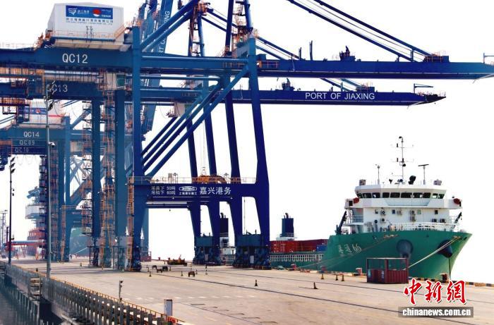 浙江嘉兴：外贸“开门红”里的“新”与“行”
