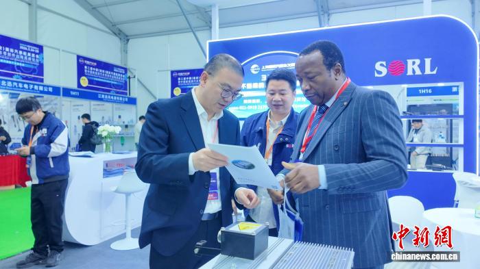 浙江瑞安汽摩配引外商青睐 “中