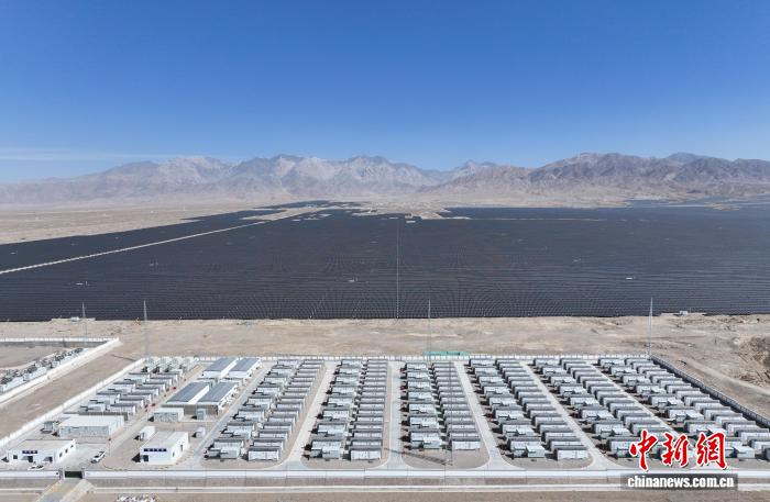 中国首个高海拔光氢储一体化项目累计发电量超40亿千瓦时