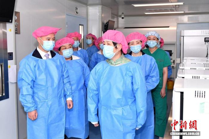 浙江生殖医学团队援疆记：千里之外托起生命希望