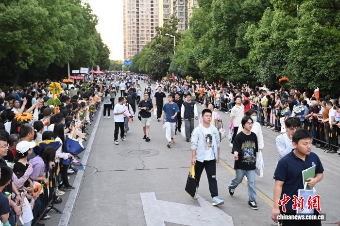 医生谈青少年减肥误区：别被“身材焦虑”误导