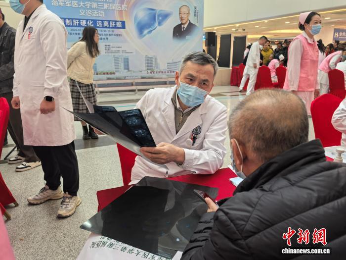 专家：“遏制肝硬化”一定要遏制反复肝损伤