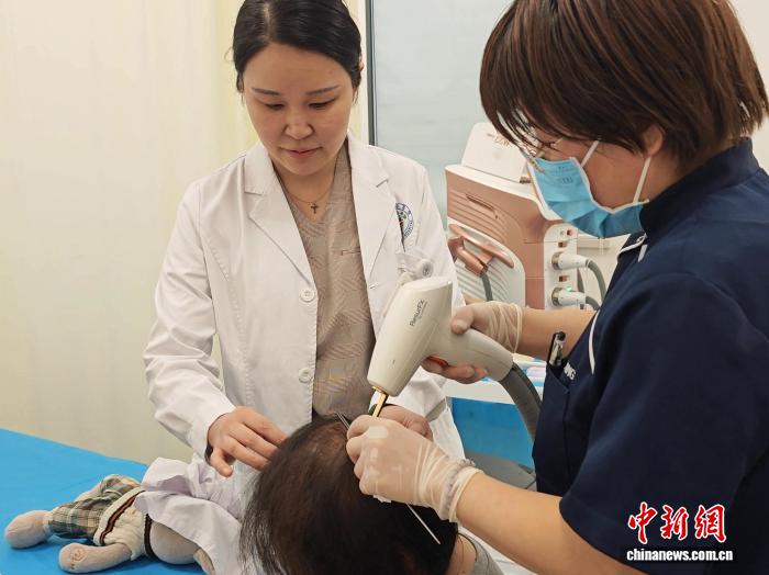 春季脱发高发 专家提醒警惕脏腑失衡隐患