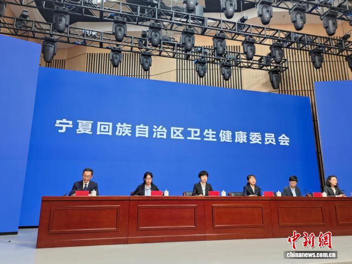 专家解答：皮肤过敏高发期应如何应对？