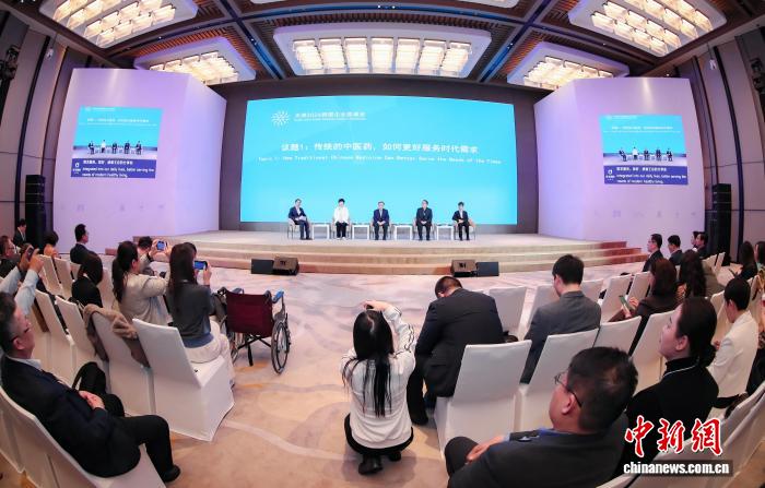 从健康检测到新药研发，AI赋能中医药前景广阔