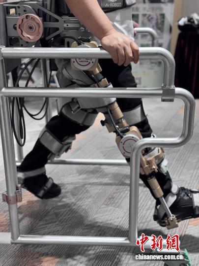 多领域专家在沪探讨假肢支辅具创新技术