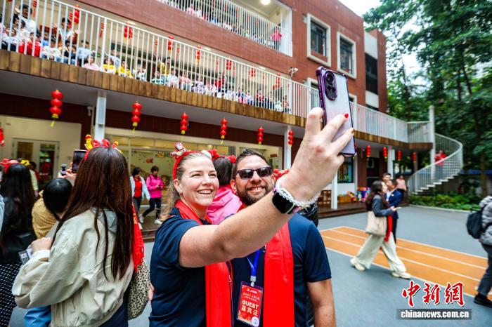 非遗焕新、科技赋能 广府庙会显广府文化魅力