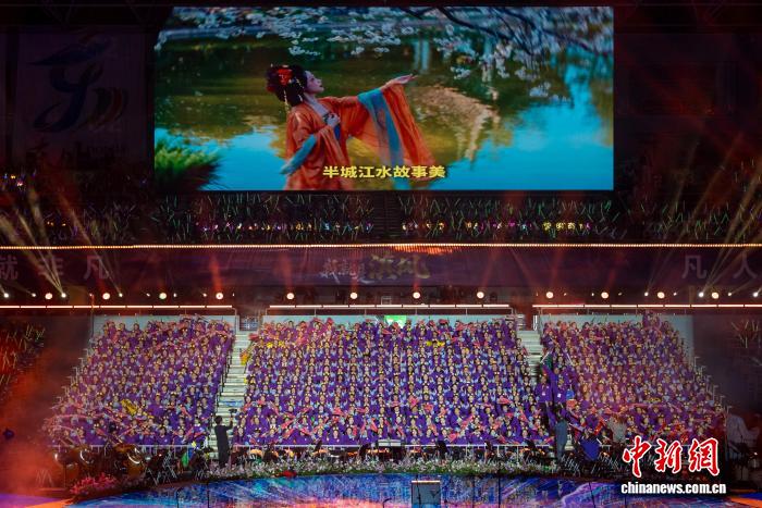 昆明举办“我就是滇风”盛典晚会 新大众文艺点亮凡人微光