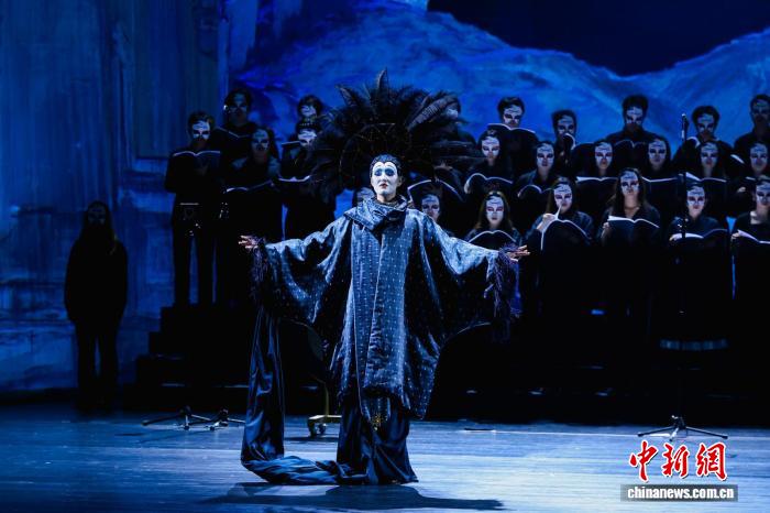 从米兰到杭州：百年《图兰朵》的又一次东方对话