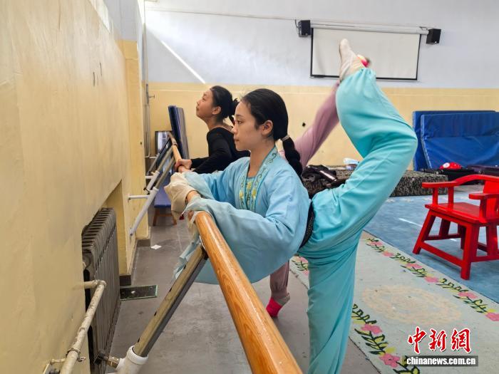 蒲剧少女武奕汐的双料“小梅花”