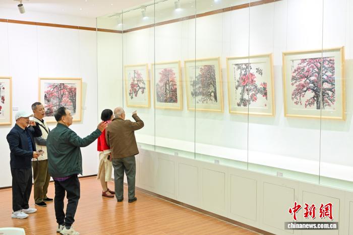 丹青红棉映羊城60余位画家定格英雄花与广州地标之美