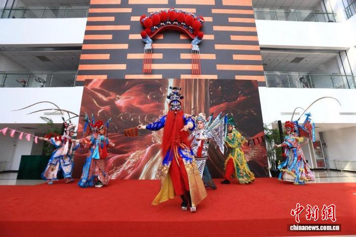 大型新编古装评剧《花妖》沈阳建