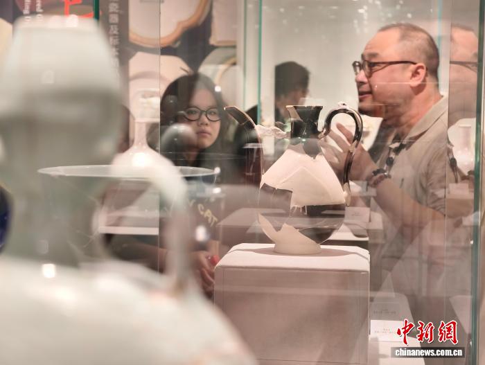 “元明颜色釉瓷器及标本精品展”亮相 兼顾专业研究与大众科普