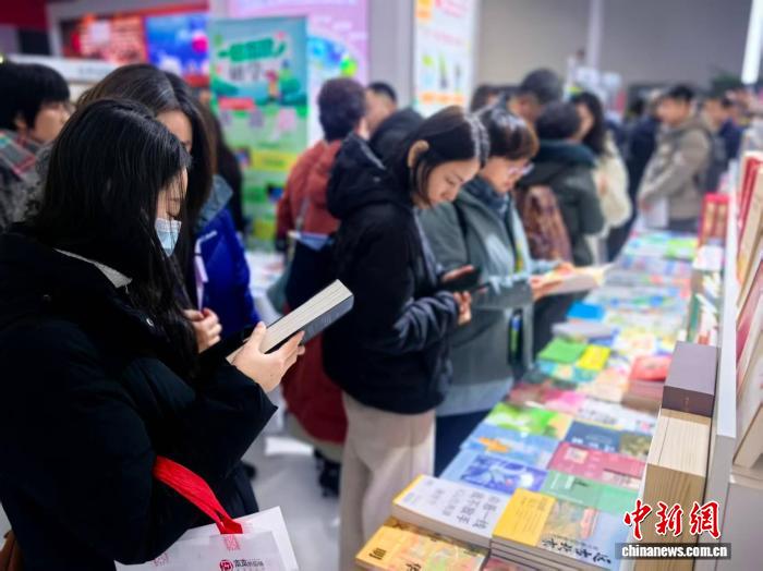 出版+文创 中国北京出版创意产业园区14家企业携精品爆品亮相