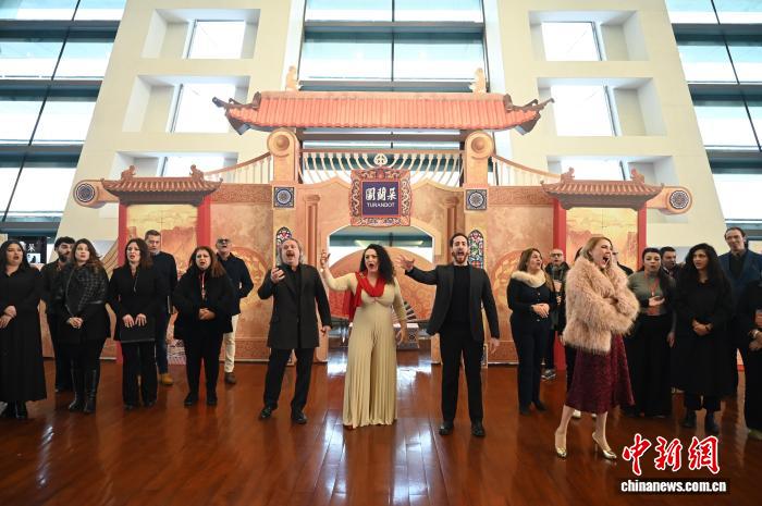 山城响起“茉莉花” 意大利原版《图兰朵》登陆重庆