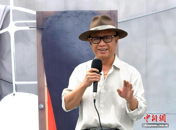 中国当代艺术家刘韡首次西藏个展“刘韡：郁金香”在拉萨吉本岗艺