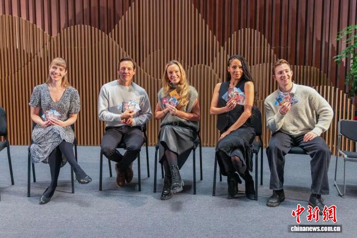 《雨中曲》再登北京舞台 伦敦西