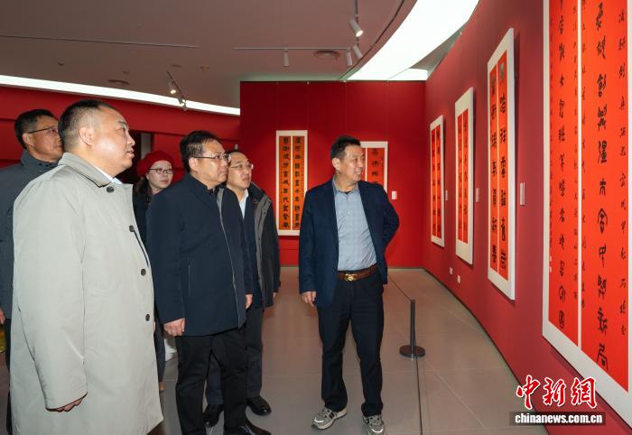 第二十四届扬州迎春书画作品展开