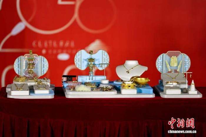 湖北文创产品“上新” 国宝文物激发设计灵感